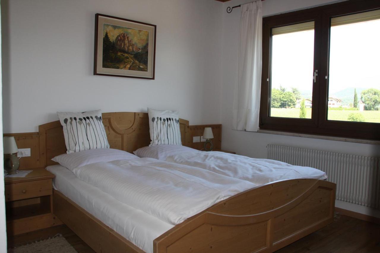 Residence La Terrazza Калдаро Екстериор снимка